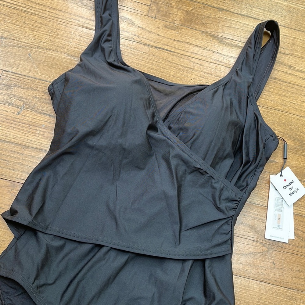 NWT SEXY BLACK ONE PIECE SWIMSUIT 12  | Sewn in bra cup | sexy swim suit 12